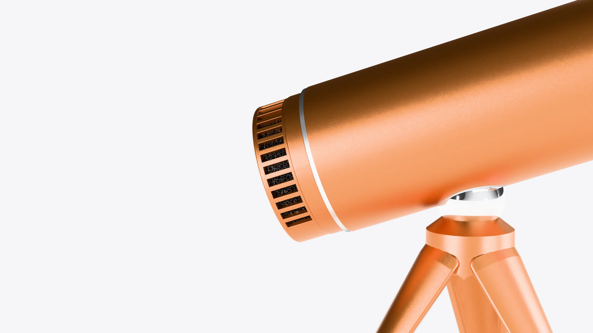 LELUNAR HandsFreeDryer in gold, close-up of the rear filter